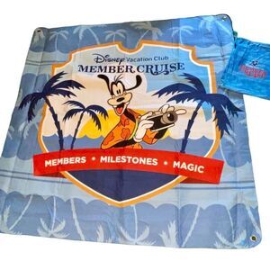 Disney Beach Mat Blanket Vacation Club Member Cruise with anchor corners 6x6 ft